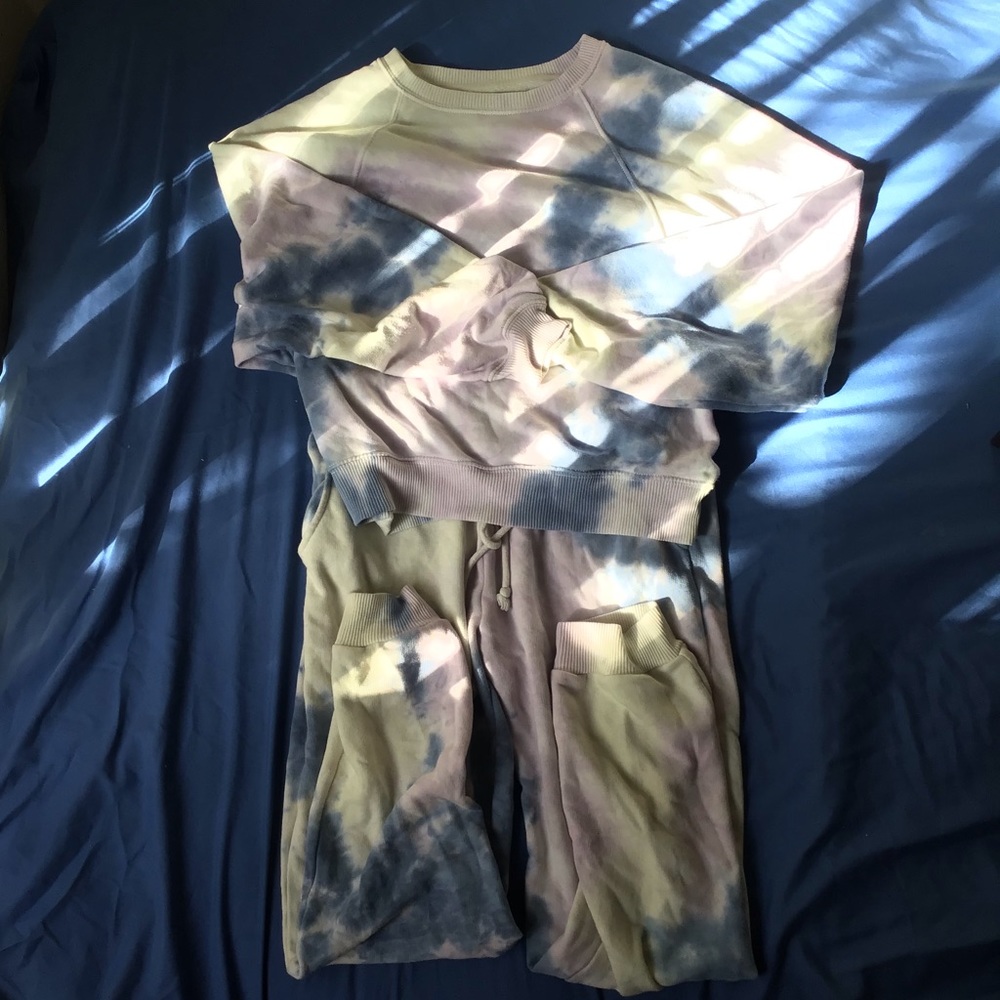 American Eagle Tie Dye Sweatpants and Sweater set